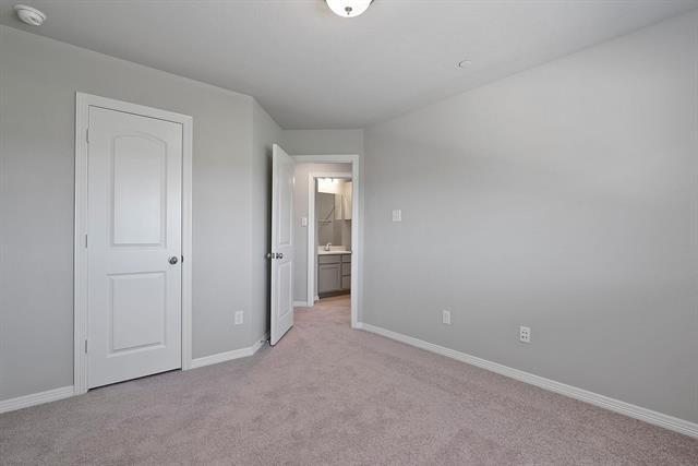 Building Photo - 3036 Shire Dr