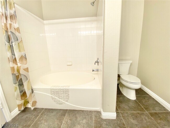 Building Photo - 2153 Jade Creek St