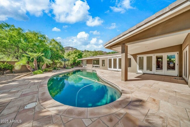 Building Photo - 4531 E Quartz Mountain Rd