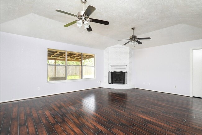 Building Photo - 2703 Heritage Colony Dr