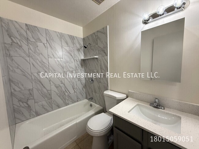 Building Photo - 2342 S 600 E