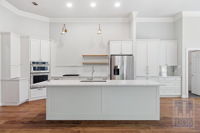 Building Photo - 41 Stillmeadow