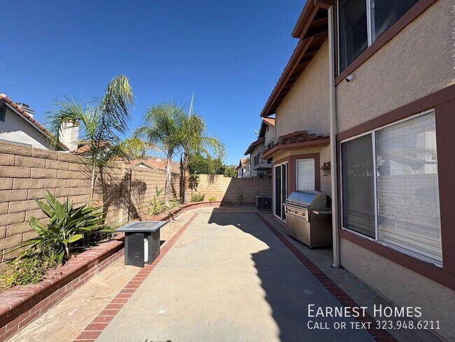 Building Photo - 12015 Stone Gate Way