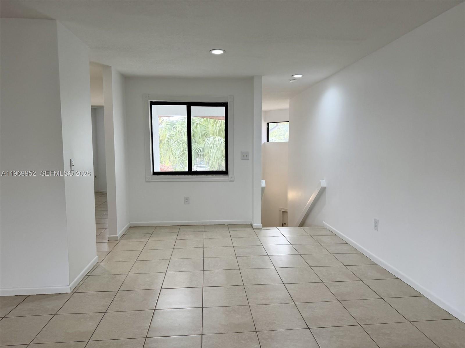 Building Photo - 9658 SW 138th Ave
