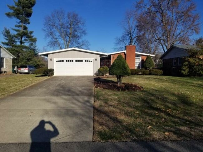 Primary Photo - 1305 Abbeywood Rd