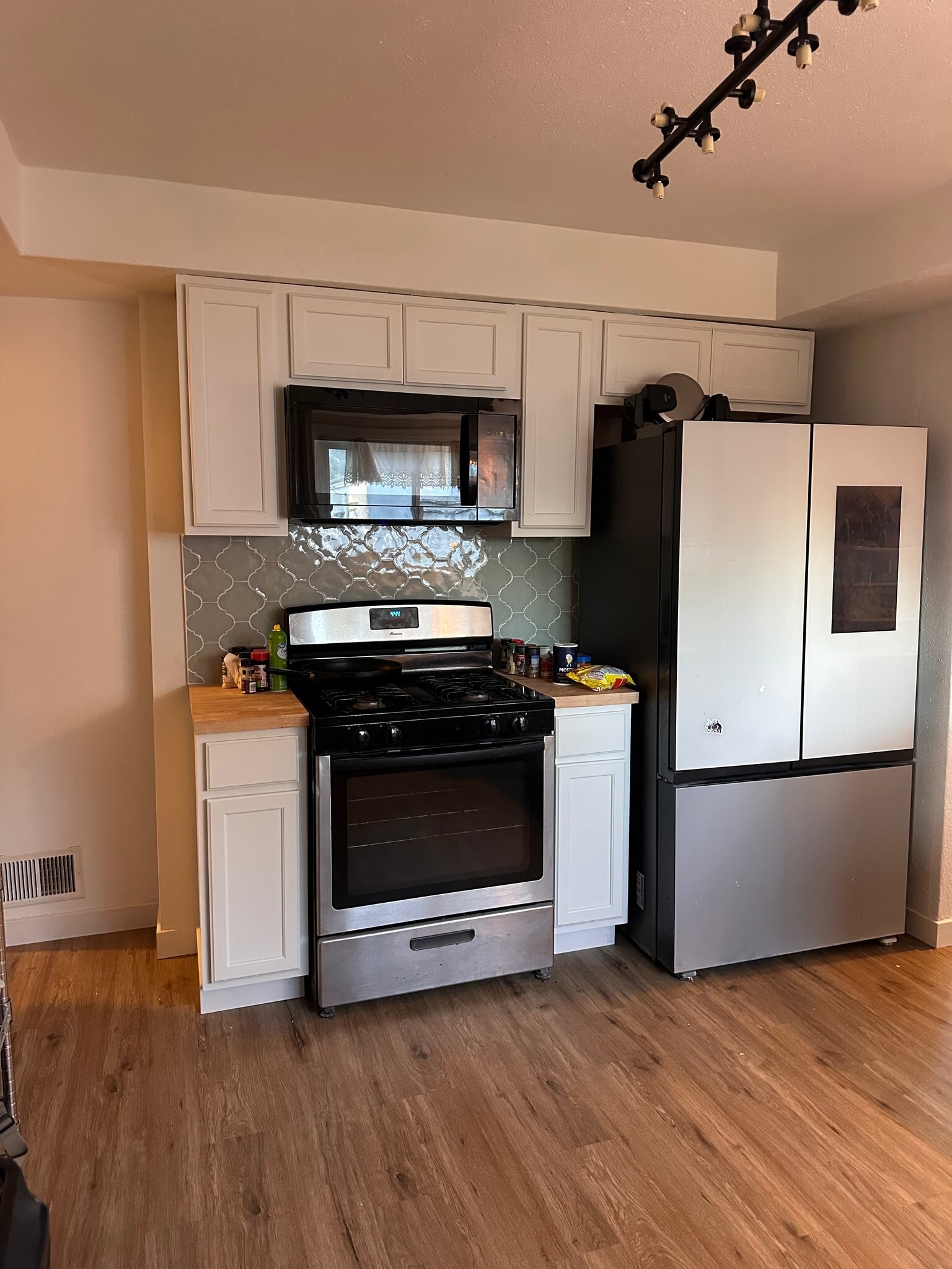 Building Photo - 118 E 62nd St