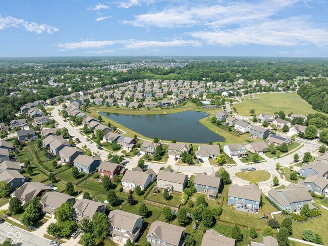 Building Photo - 6192 Bayard Dr