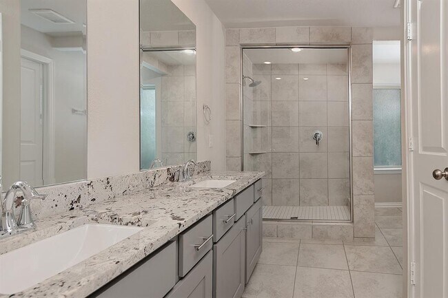 Building Photo - 142 Moon Dance Ct