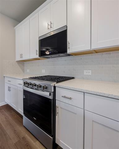 Building Photo - 4018 Sandstone Dr