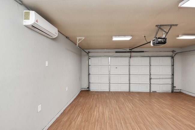 Building Photo - 11115 Opal Glen Ln