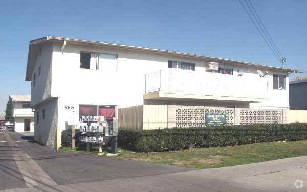 Building Photo - Hamilton Villas