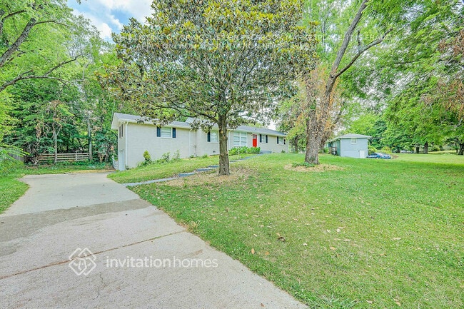 Primary Photo - 562 Whispering Hills Dr
