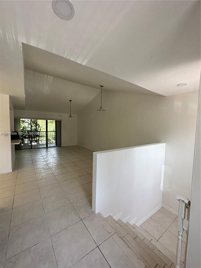 Building Photo - 9607 SW 138th Ave