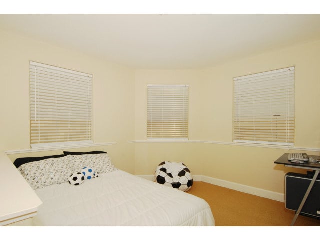 Loft in prior Set up - Can be used as an Office - 597 Shoal Cir