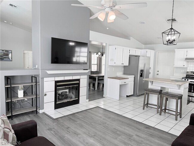 Building Photo - 4216 Totano Dr