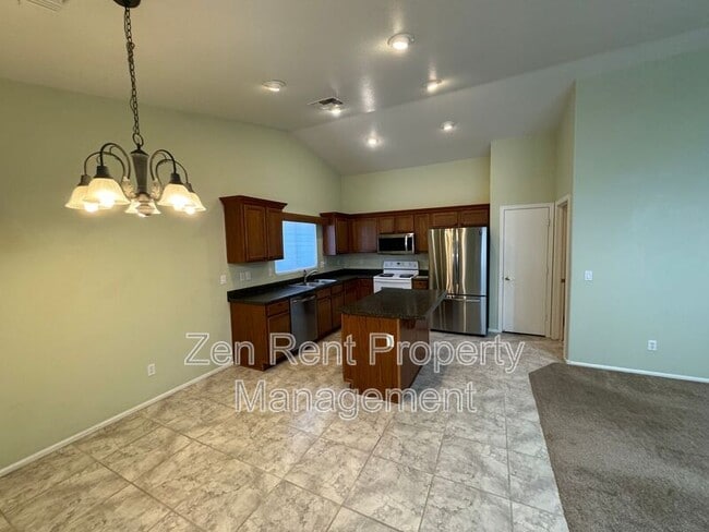 Building Photo - 39610 N Cumberland Dr