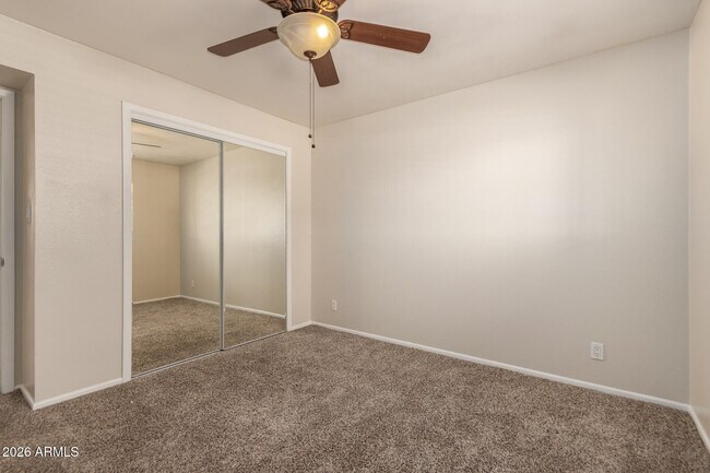 Building Photo - 1887 E Palmcroft Dr