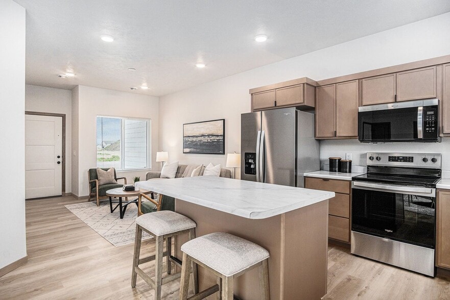 Interior Photo - Rateliff 11