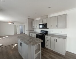 Building Photo - 37681 Sandstone Trl