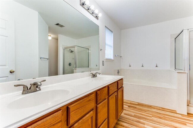 Building Photo - 101 Cotton Cove