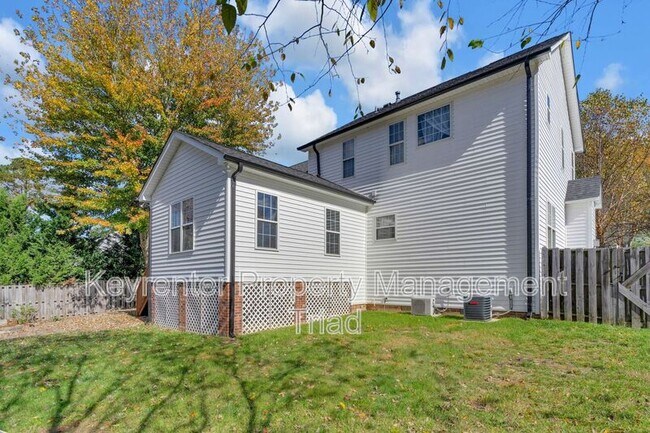 Building Photo - 3391 Valley Crossing Dr