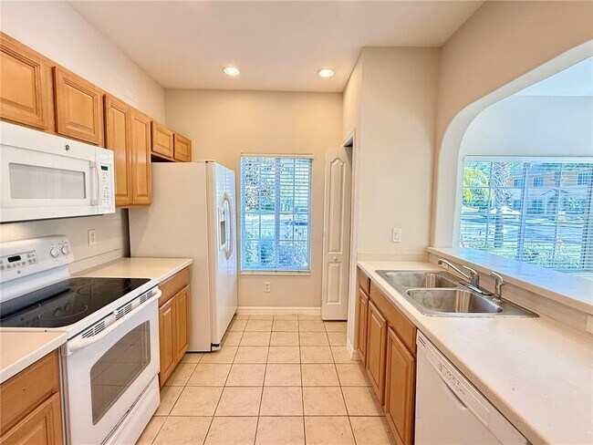 Building Photo - 12993 Coyote Ln