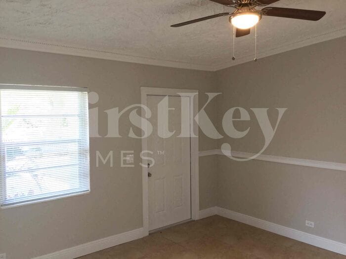 Building Photo - 16410 NW 20th Ave