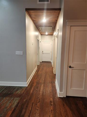 Building Photo - 203 N Dallas St