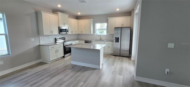 Building Photo - 26465 Barranquilla Ave