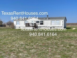 Building Photo - TIRED OF THE CITY LIFE?  6 Acres Petrolio ISD