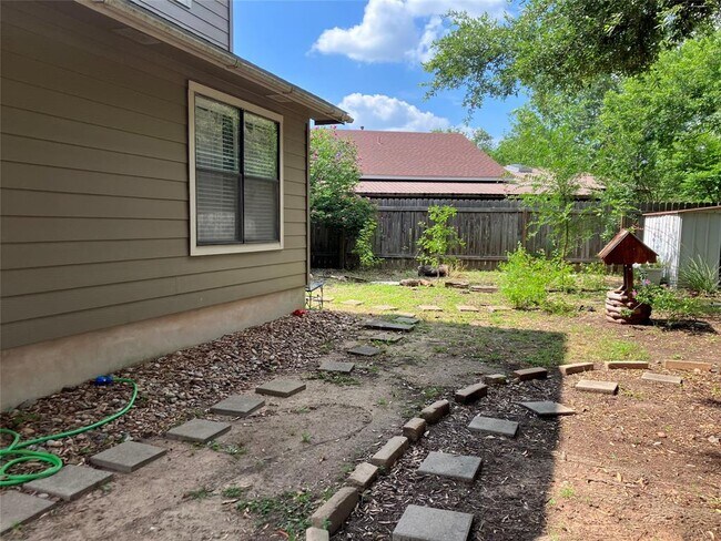 Building Photo - 904 Cottonwood Cove