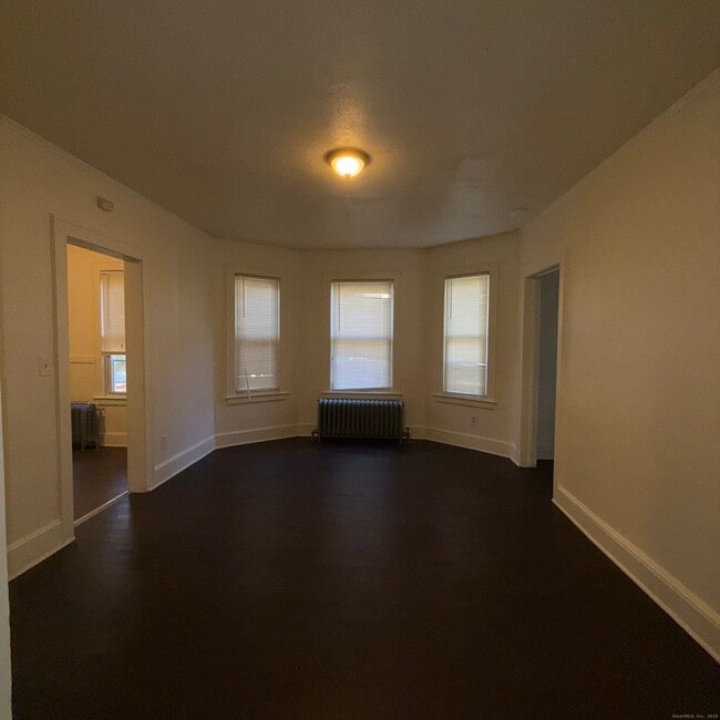 Building Photo - 153 Liberty St