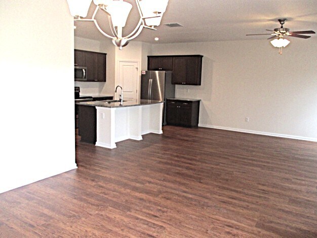 Building Photo - 8179 Coral Vine Ct