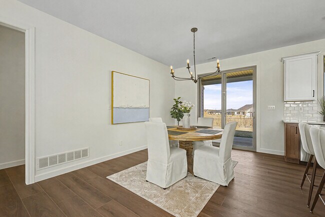 Building Photo - 4519 Estacada Dr