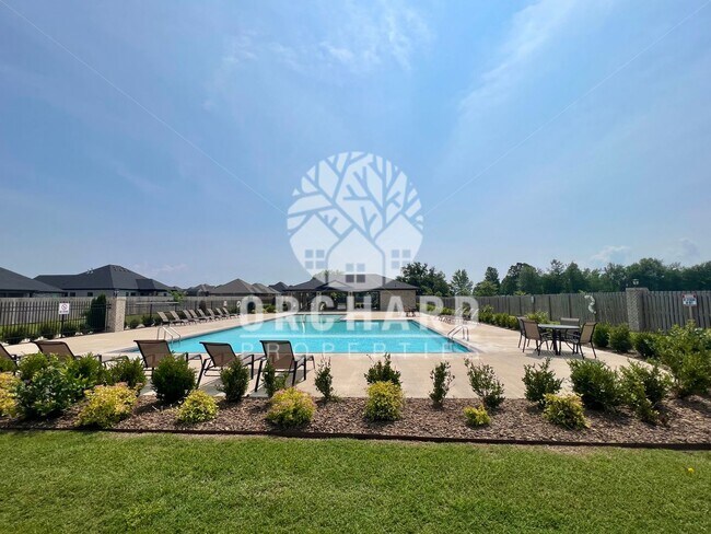 Building Photo - Tontitown- Single-Family Home- Beautiful Blakely Plan