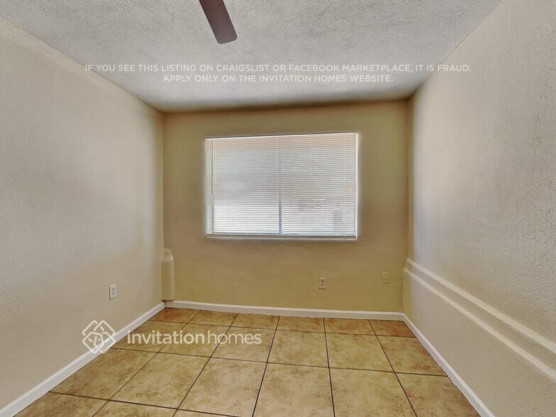 Building Photo - 4651 N 79th Dr