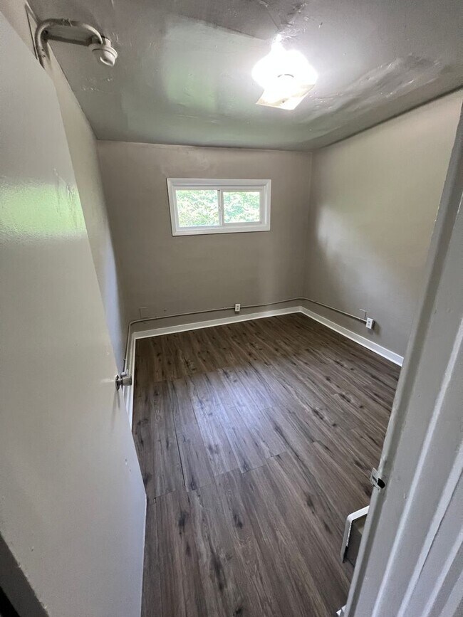 Building Photo - 4113 Dorris St