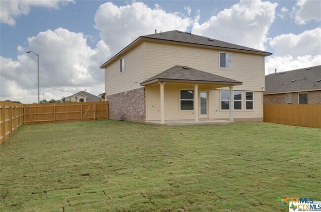 Building Photo - 271 Limestone Creek