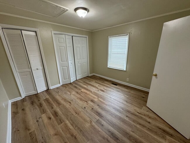 Building Photo - Nice 3/1 House in East Rome- $1,195