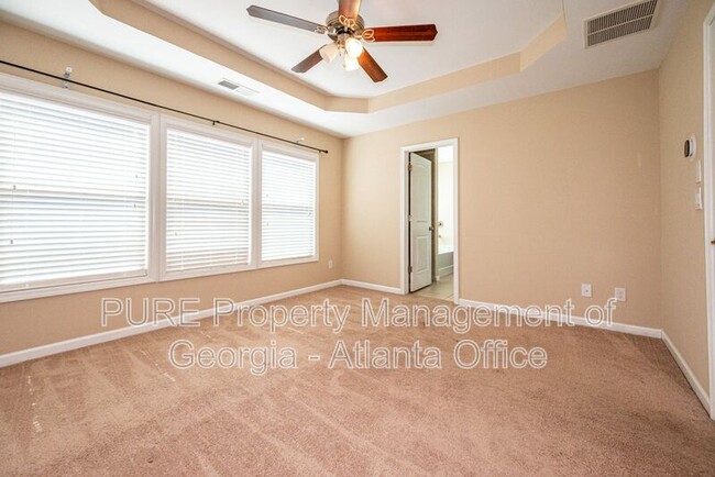 Building Photo - 13117 W Twin Alley