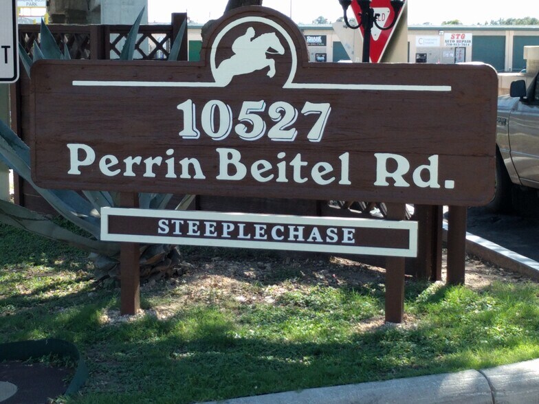 Building Photo - 10527 Perrin Beitel Rd