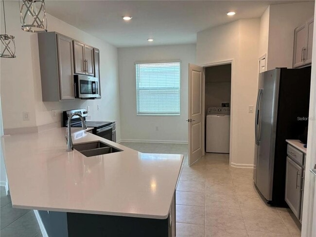 Building Photo - 1117 Saguaro St