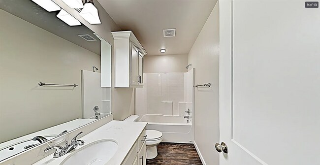 Building Photo - 403 Summit Ridge Dr