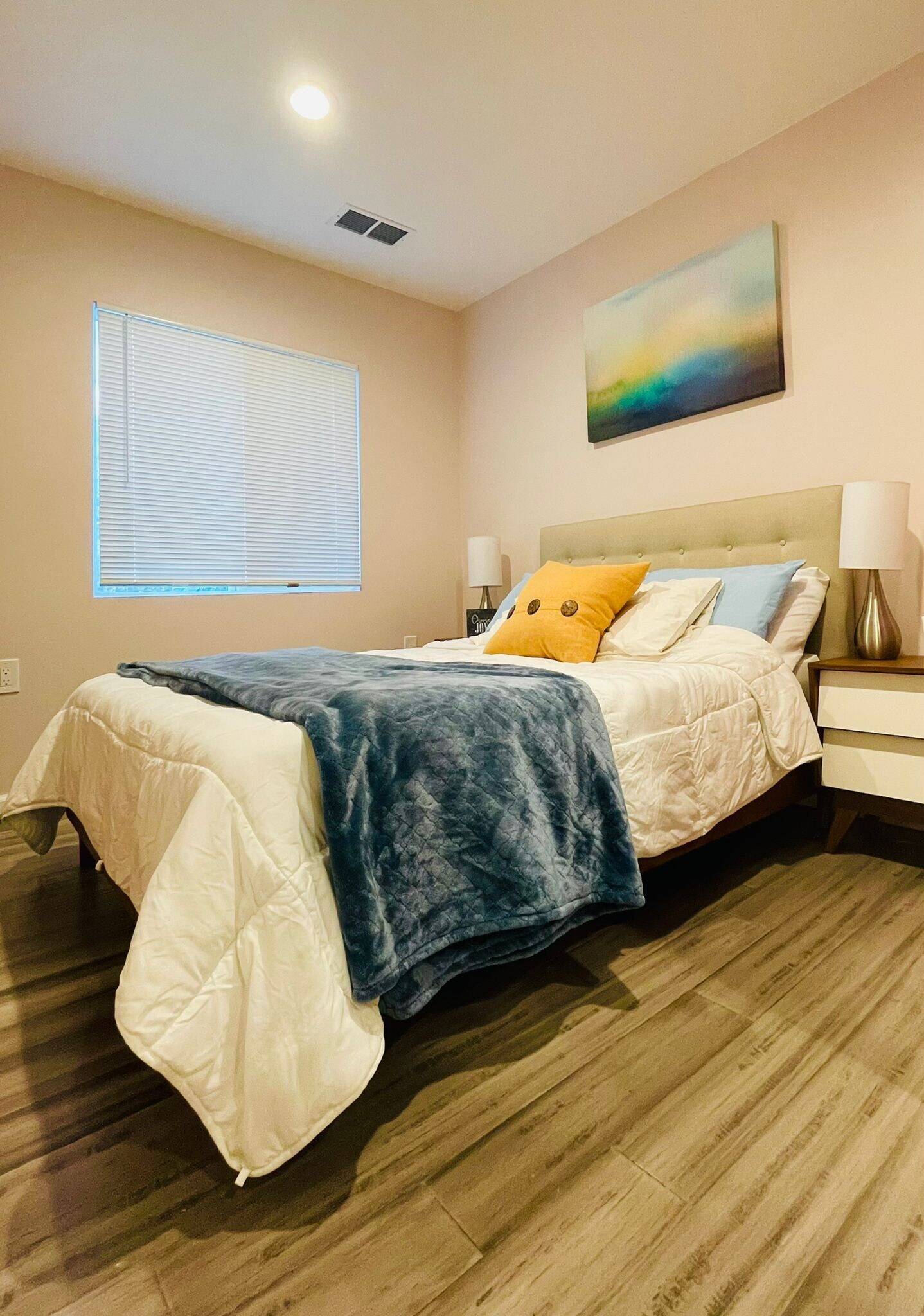 Full size bed with medium firm memory foam mattress - 1051 Columbus Dr