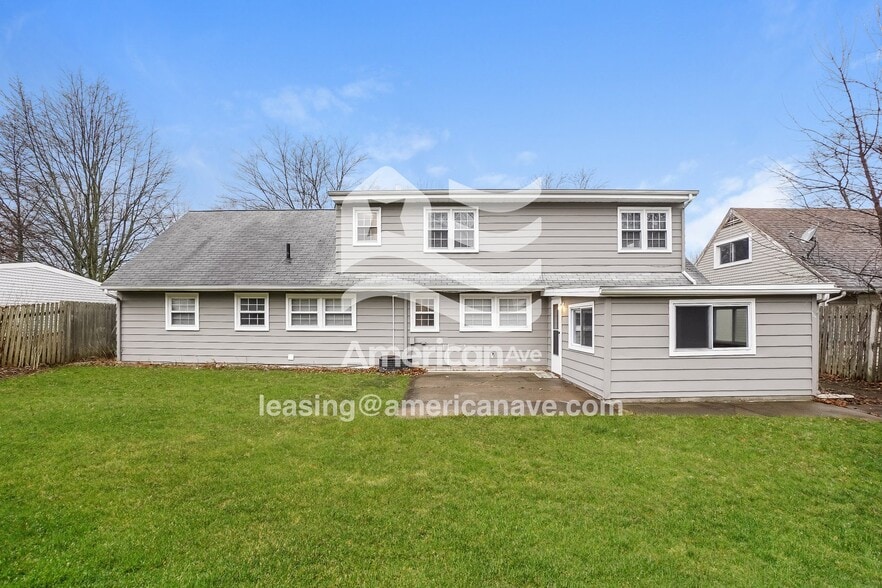 Building Photo - 808 Irving Park Blvd