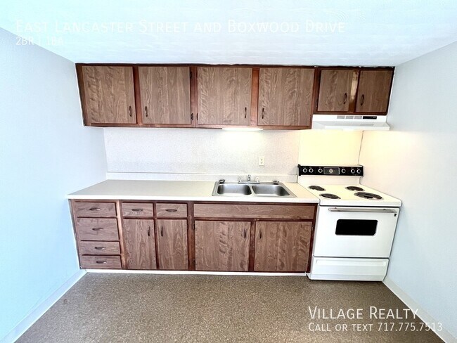 Building Photo - 308 E Lancaster St