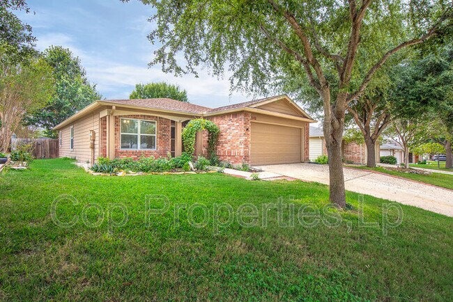 Building Photo - 5132 Columbia Dr