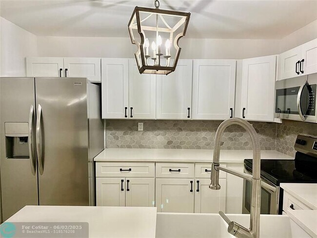 Building Photo - 5357 Buckhead Cir