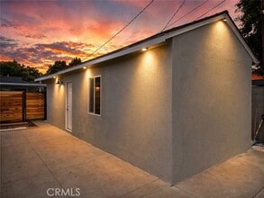 Building Photo - 1104 Williamson Ave