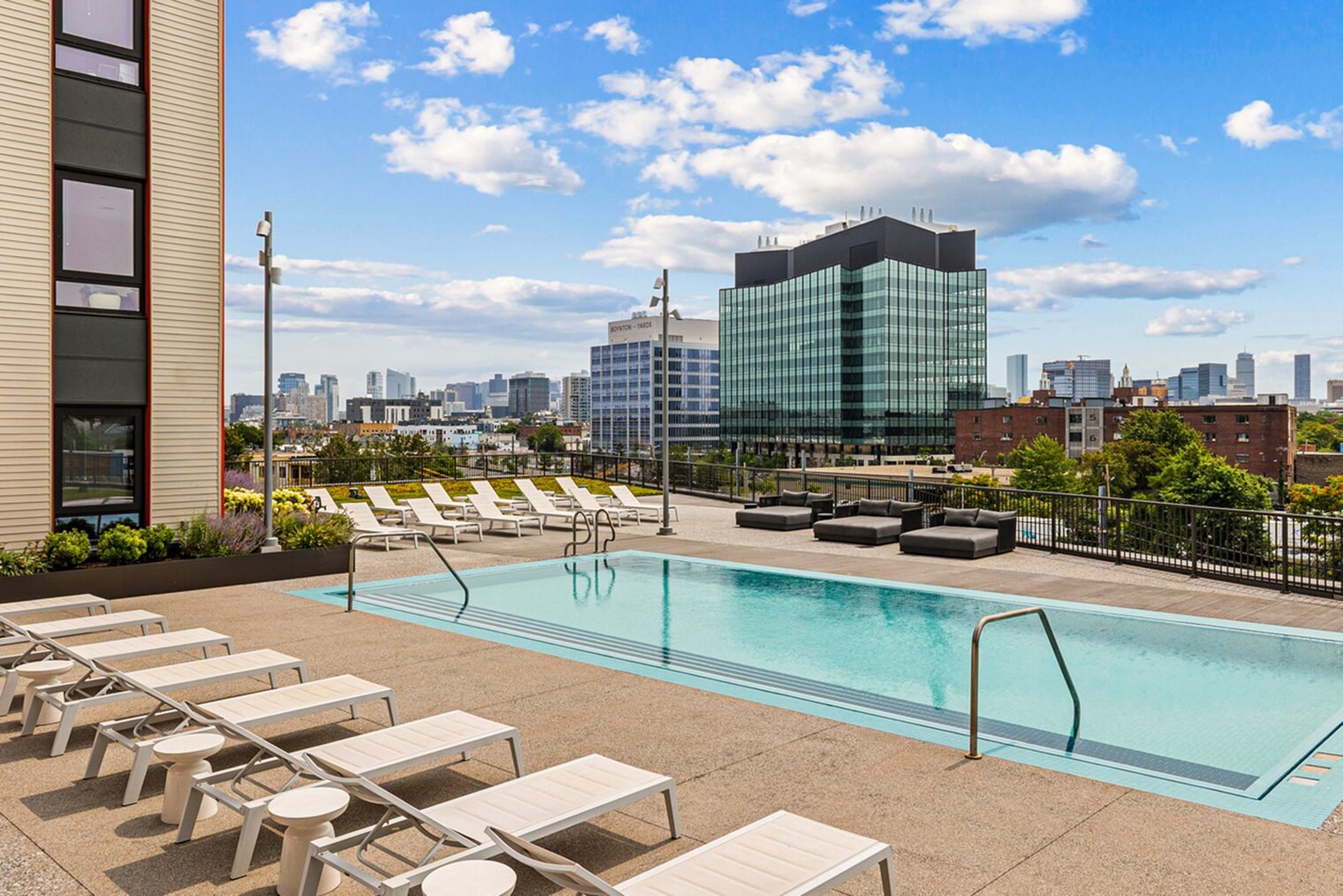 Building Photo - 266 Harvard St